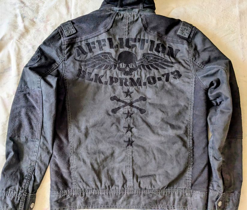 Куртка  affliction с теплым капюшоном