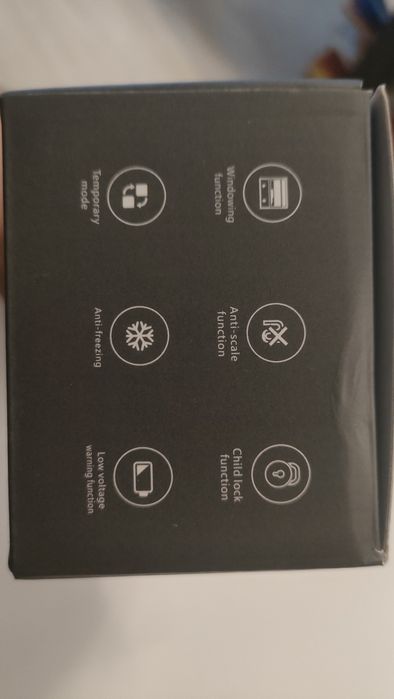 Głowica termostatyczna do grzejnika Zigbee TRV05