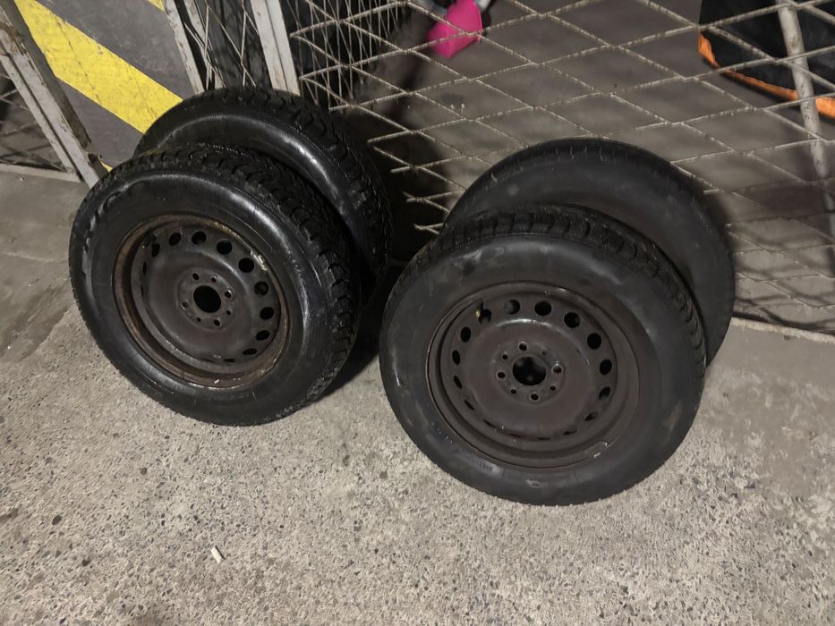 Opony zimowe 155/80/13