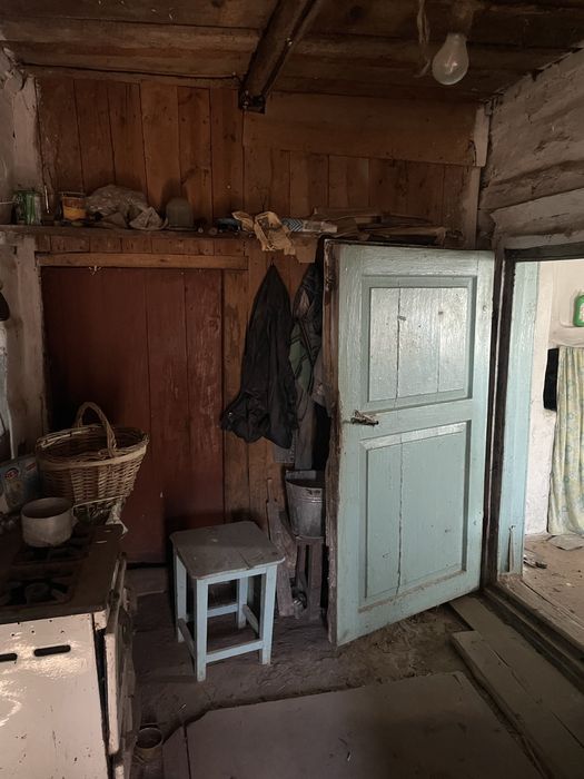 Будинок разом з земельною ділянкою