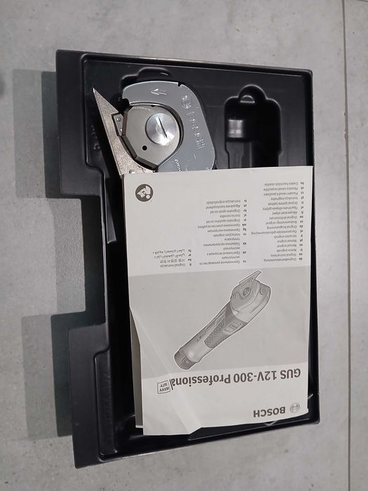 Bosch Professional GUS 12v-300