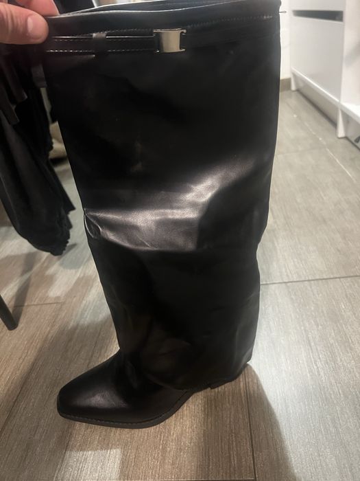 Чоботи, ботфорти