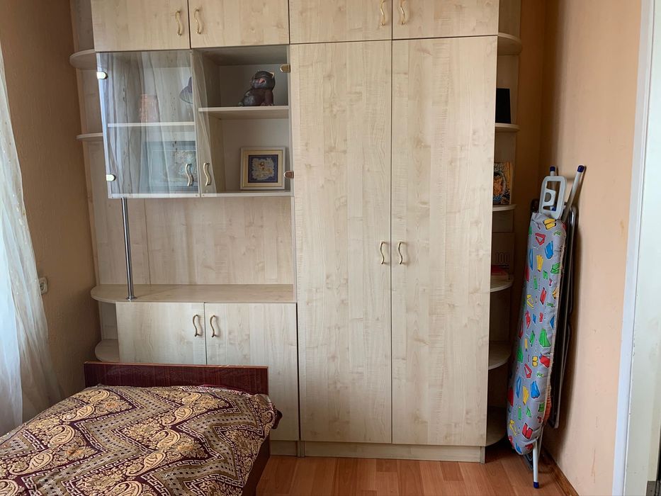 Подобово від власника метро Спортивна ,Левада