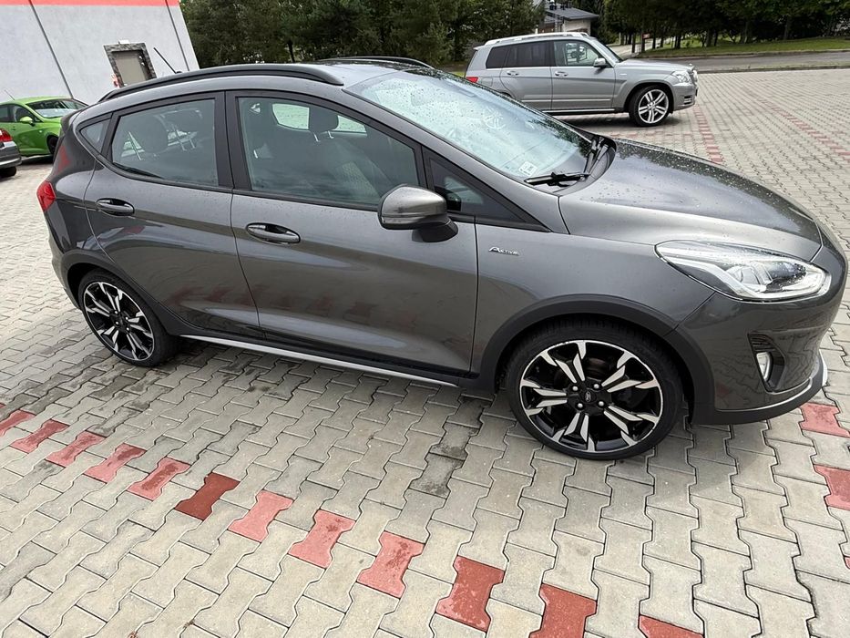 Ford Fiesta drugi wlasciciel, zakupiony w polskim salonie , serwisowany w ASO