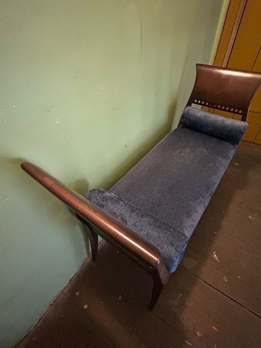 Ławka drewniana  - tapicerowana