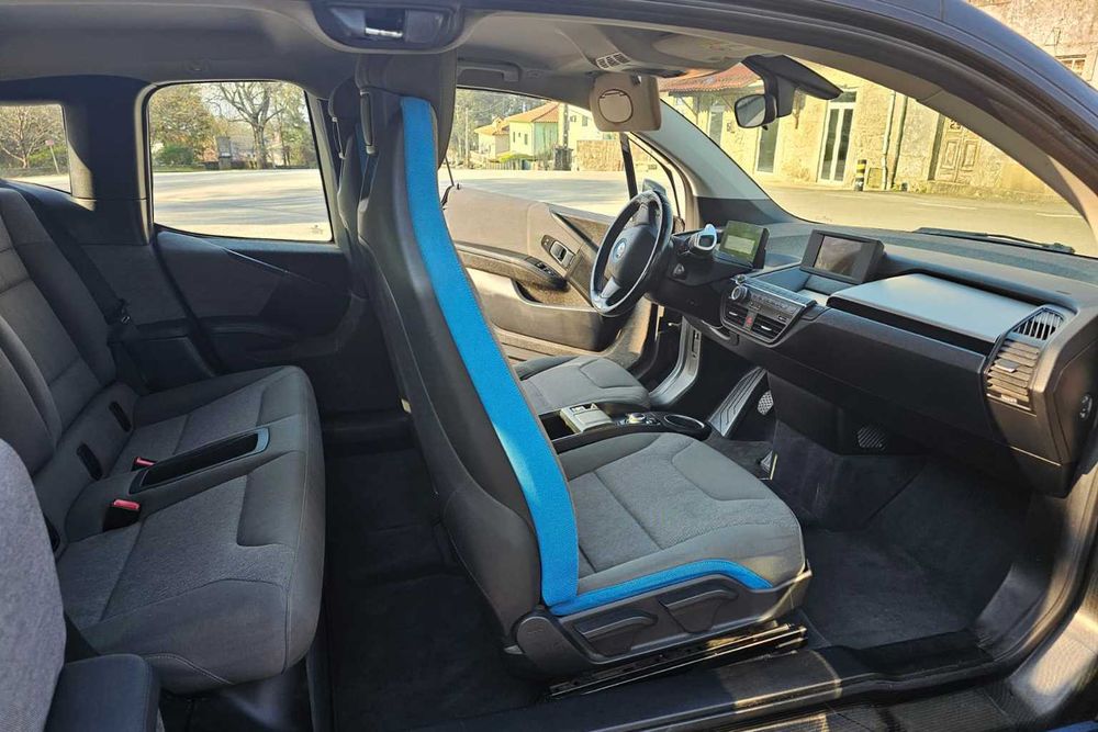 Bmw i3 REX cinza