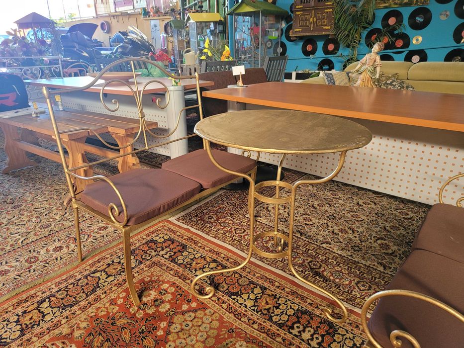 Conjunto de jardim em ferro - Dois bancos de dois lugares mais m