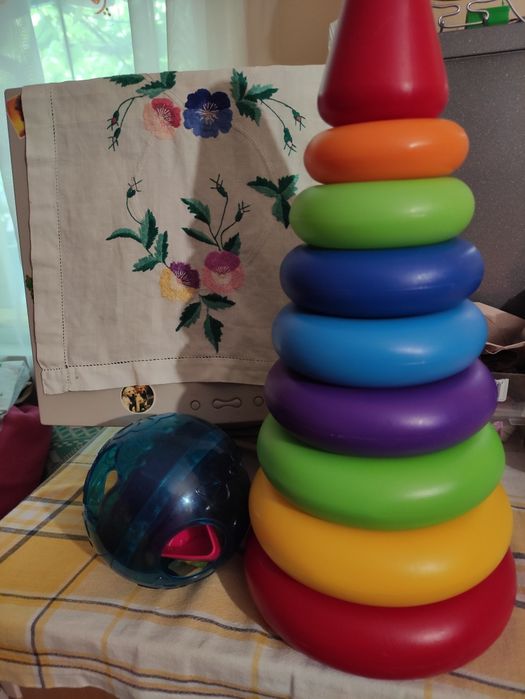 Пирамидка и мячик сортер