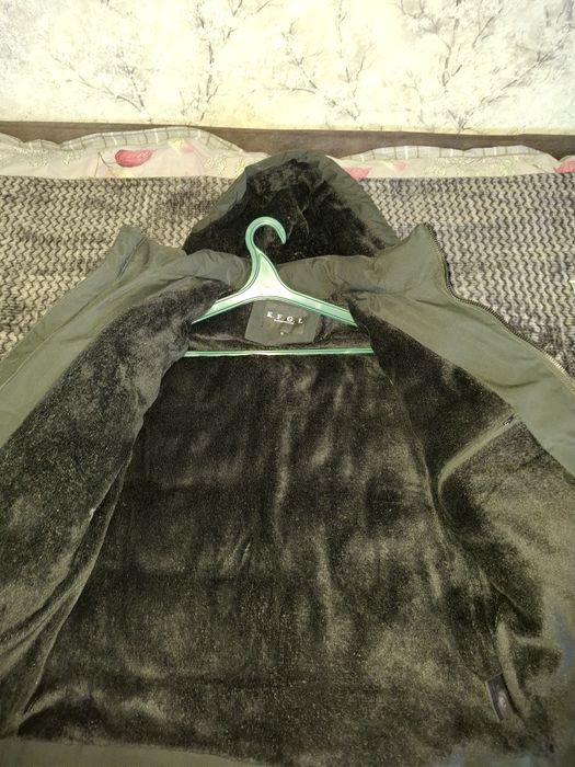 Куртка в гарному стані