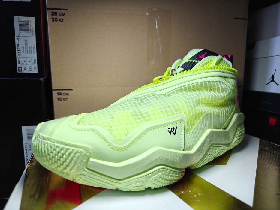 Оригінальні баскетбольні кросівки Jordan Why Not 6