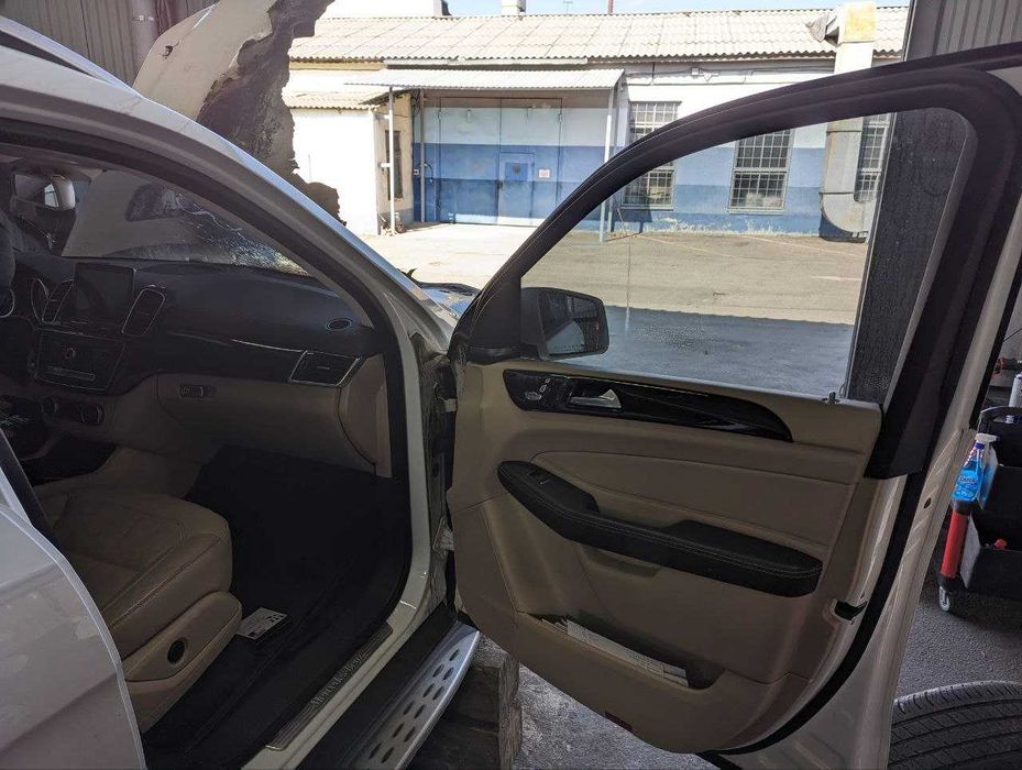 2016 MERCEDES GLS 450 Разборка Дверь Ляда Фонарь Зеркало Крыло Бампер