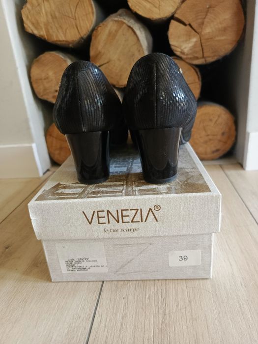 Czółenka na obcasie Venezia