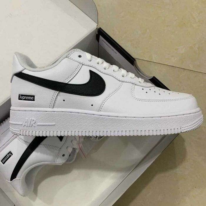 Nike Air Force 1 Supreme R. 42