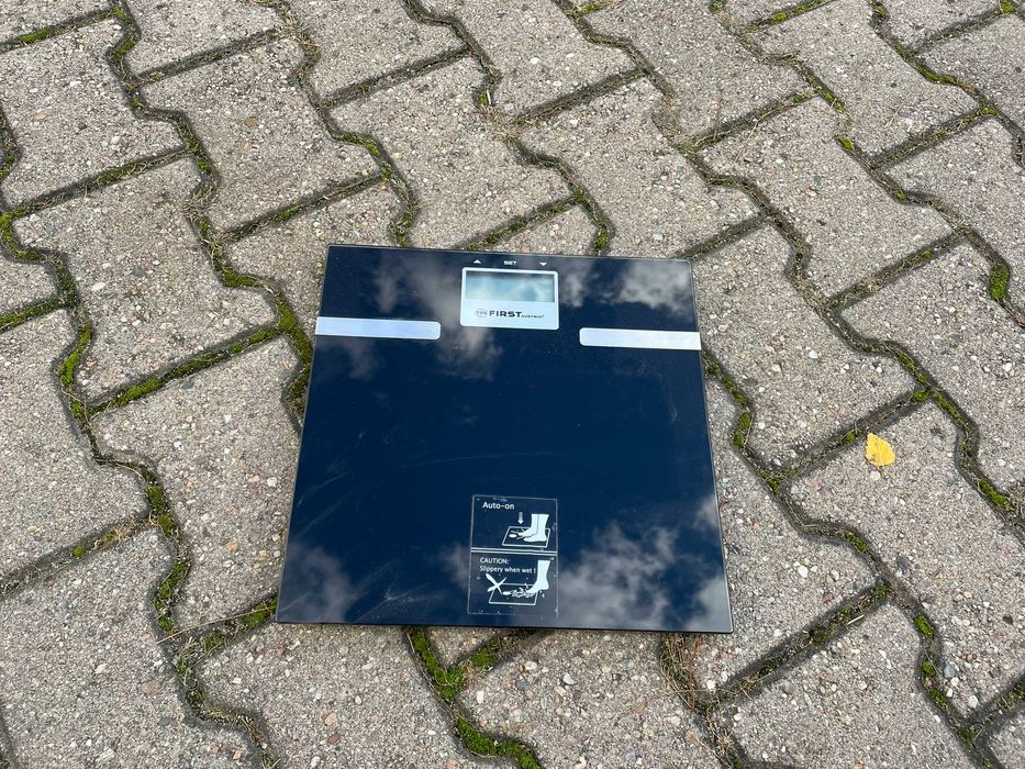 Waga łazienkowa elektroniczna TZ First