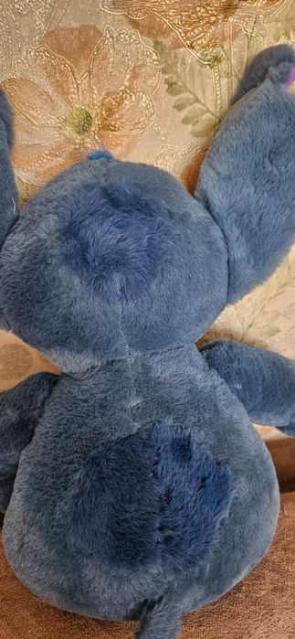 Великий яскравий Стіч