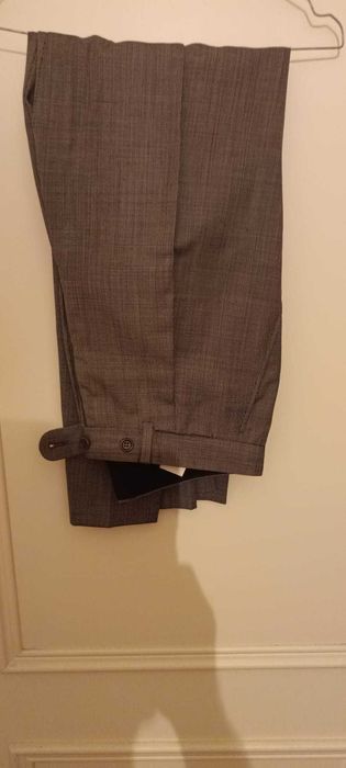 Fatos de Homem pouco usados - APROVEITA