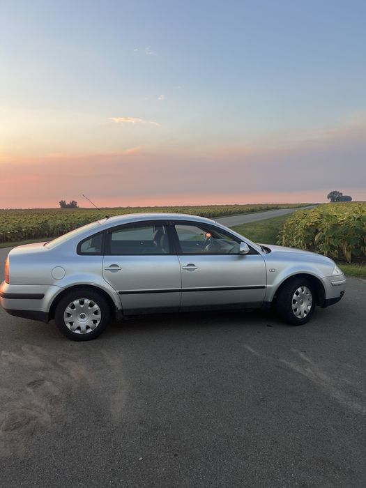 Volkswagen Passat 2001 VIN WVWZZZ3BZ2P240833 фото оголошення 8 з 24