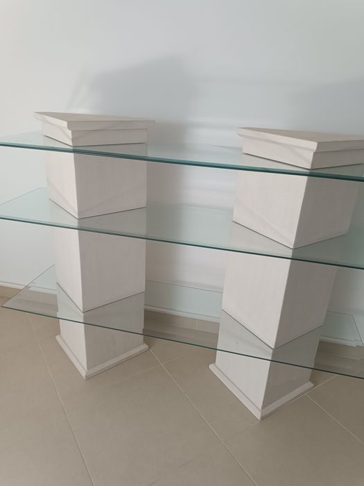 Estante Pedra c/ 3 prateleiras vidro biselado