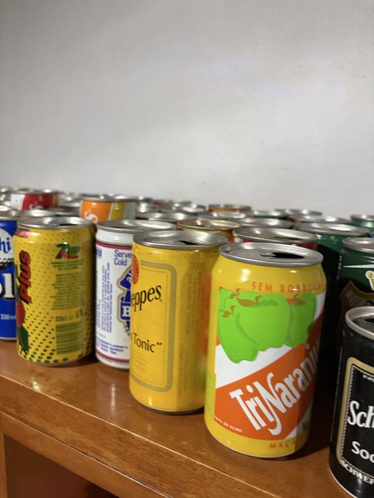 Latas antigas