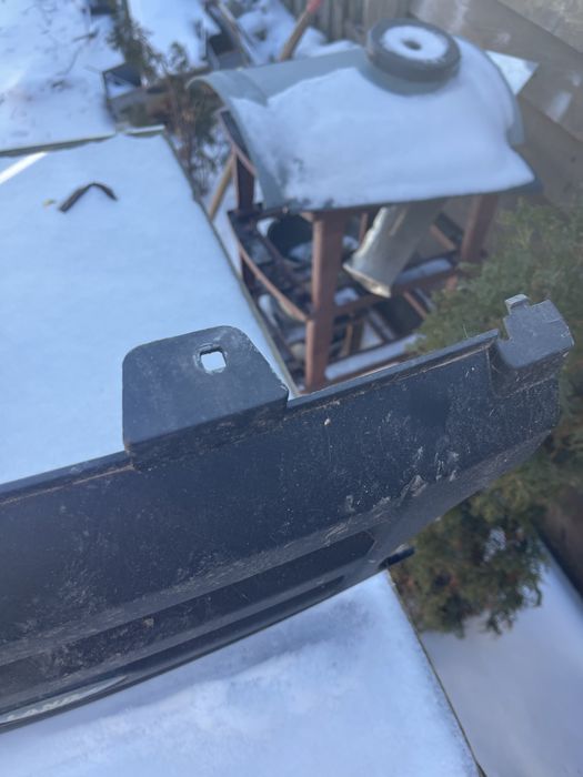 Продам решетку радиатора на Рендж ровер л322 2008 год ресисалинг