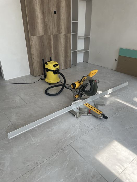 Якісний монтаж плінтуса НЕ ДОРОГО