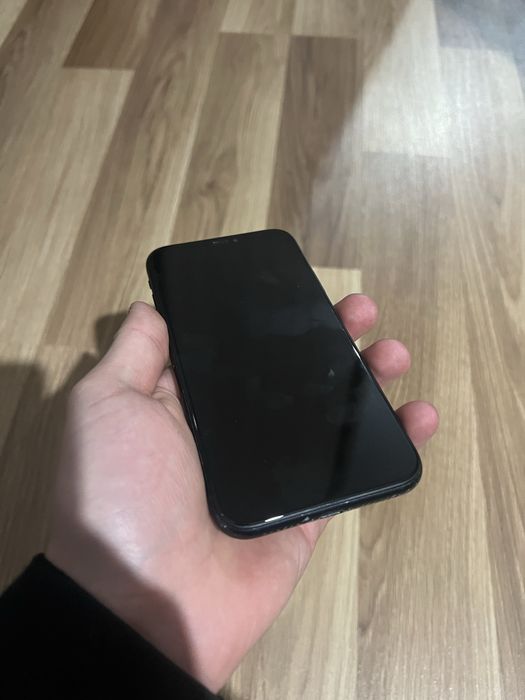 Продам айфон 10 хр на 128