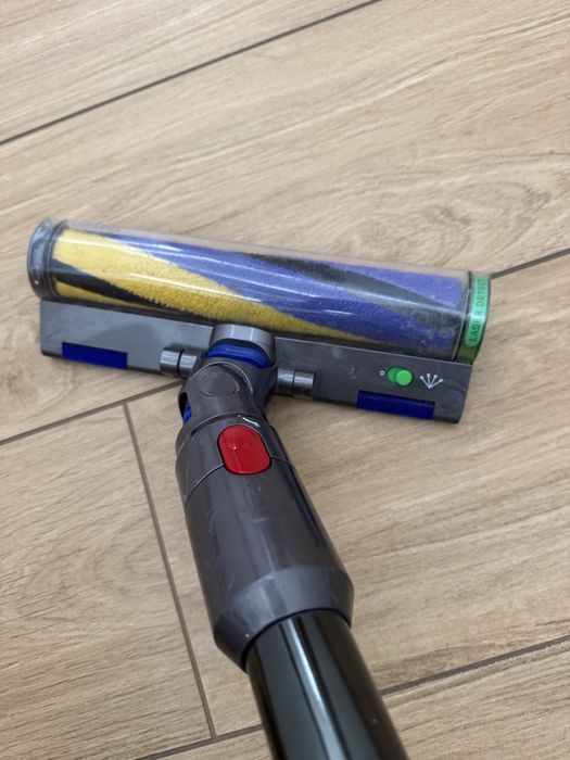 Продам Dyson V15 Detect Absolute 2022