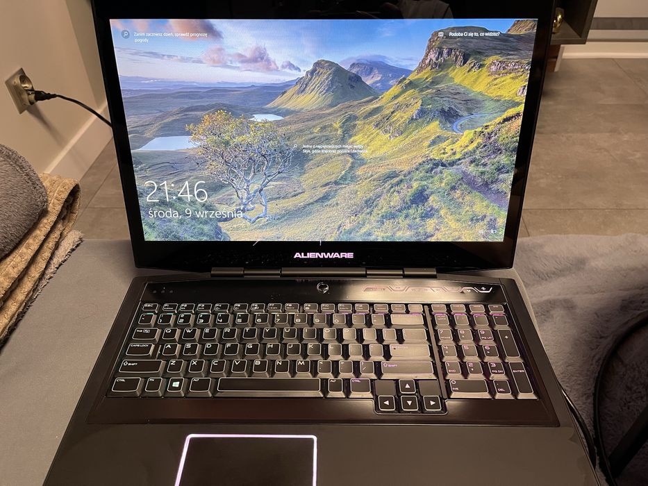 Laptop Dell Alienware 17cali