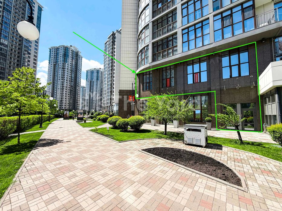 Продаж Фасадного приміщення 235м2, ЖК Новопечерські липки, Верхогляда 16