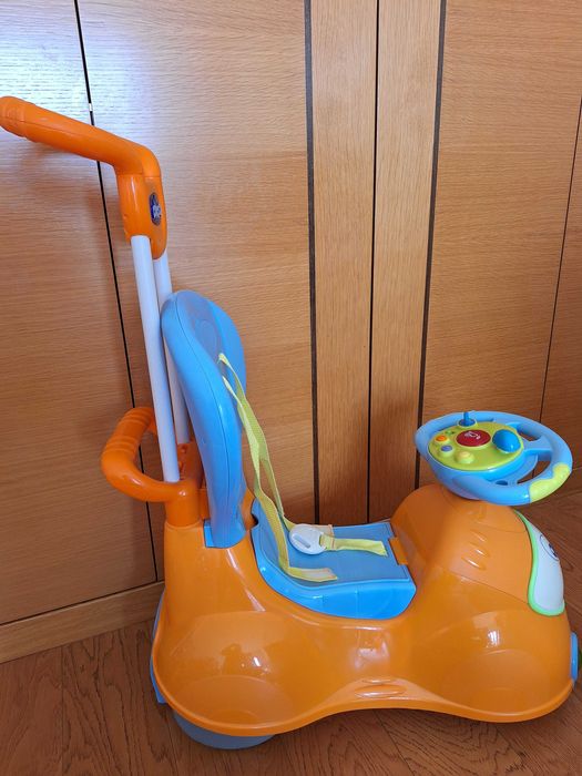 Carro cavalgável Chicco 4em1 - Como novo