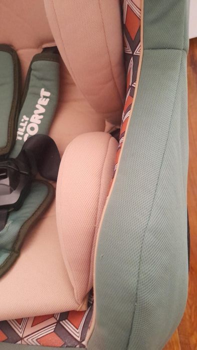 Продам дитяче авто-крісло Tilly Corvet