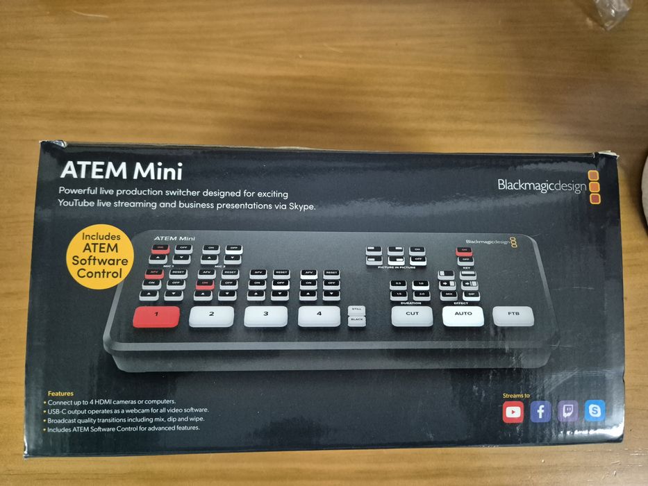 Mesa de Mistura de Vídeo Blackmagic ATEM Mini - Como Nova (com Caixa)