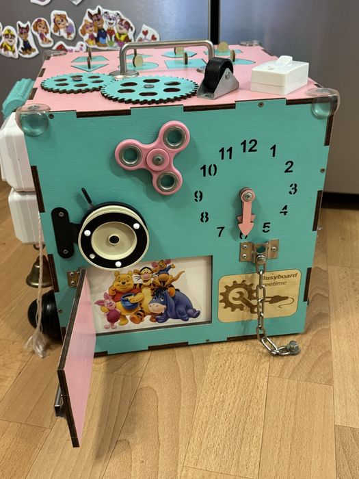 Бізікуб 30*30 для дівчинки