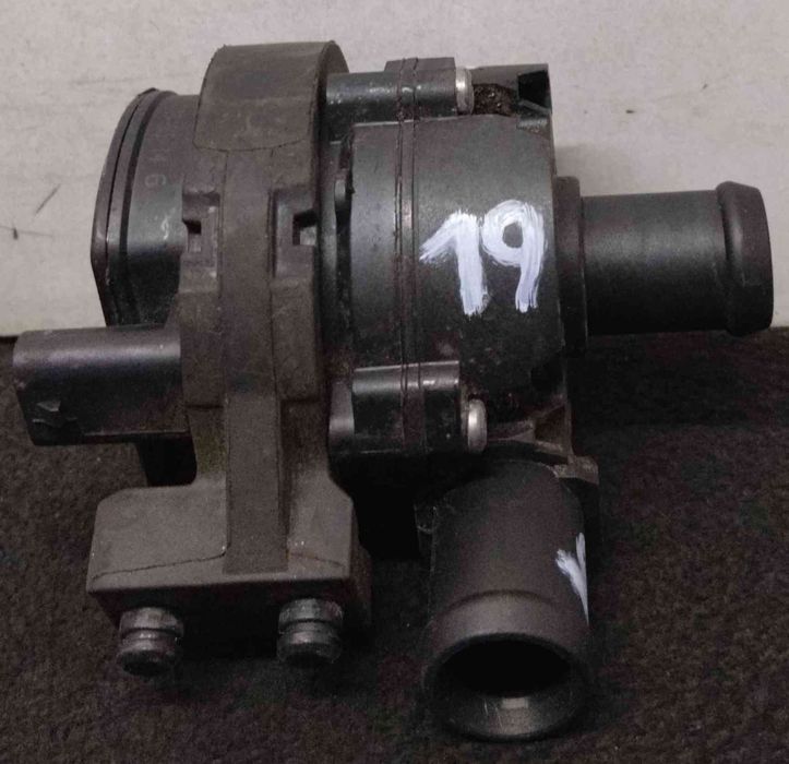 Bomba Água Adicional 5G0965567 - VW GOLF VII