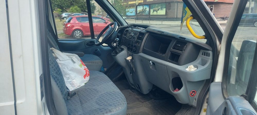 Форд Транзит 2.2 TDCI 2012 год