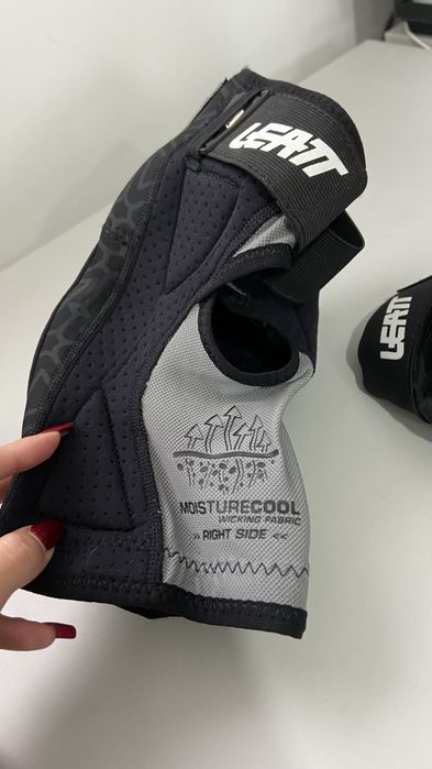 Joelheiras LEATT 3DF motocross/enduro