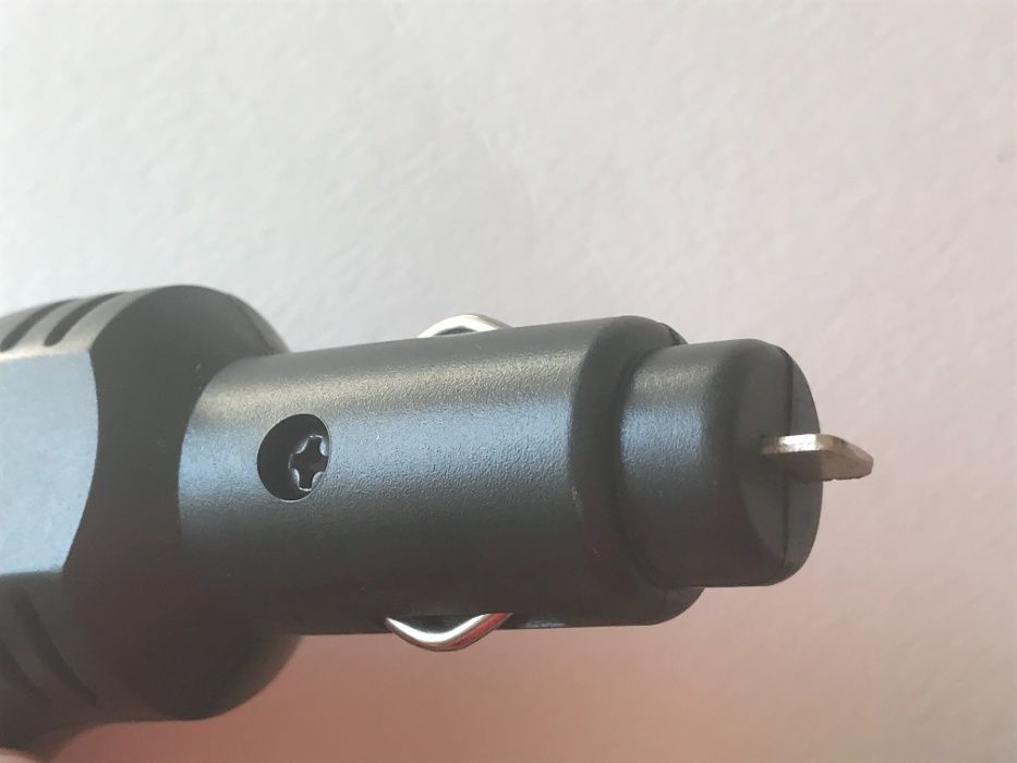 Philips - Adaptor Cassette e CD para Carro