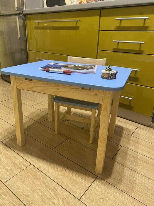 Столик зі стільчиком дерев'яний дитячий. Опт від виробника (ціна 1370)