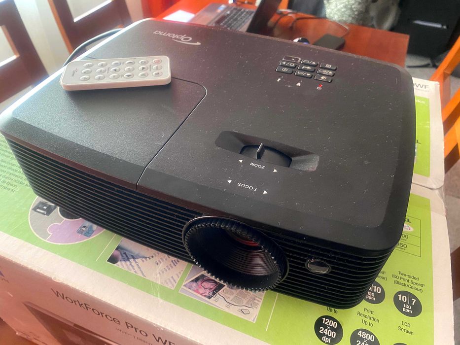 Optoma DLP Projection Display C1E Projectors64170296859778122