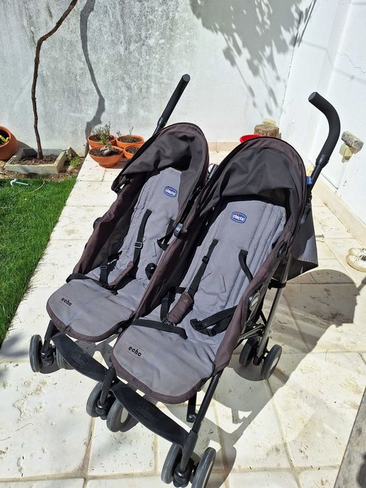 Carrinho gémeos Chicco echo