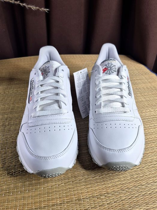 Чоловічі кросівки Reebok CL LTHR(Оригінал)42-27 і 47-31см