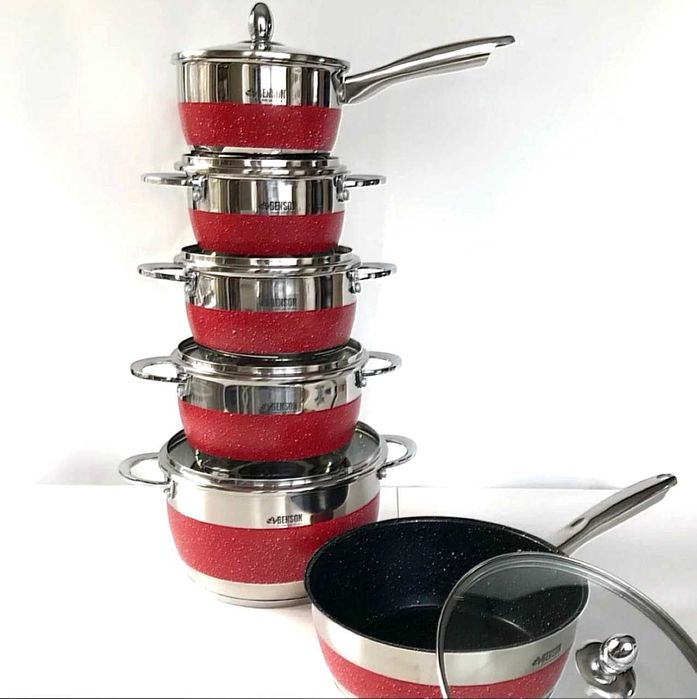 Продам Набор кастрюль 12 в 1 красный цвет.