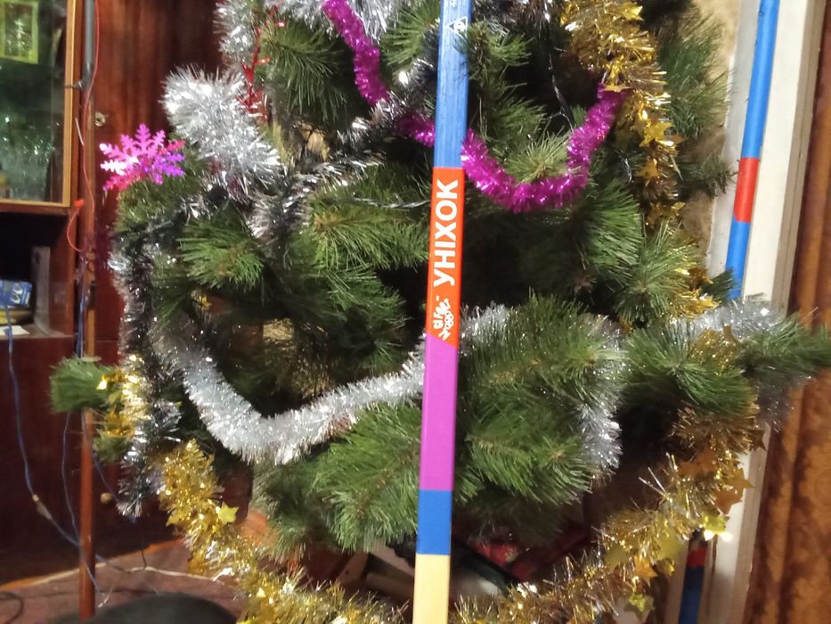 Клюшки хоккейные