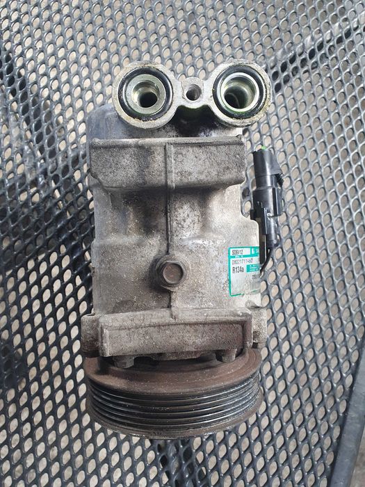 Kompresor sprezarka klimatyzacji Ford Fiesta mk5 1.4 hdi tdci