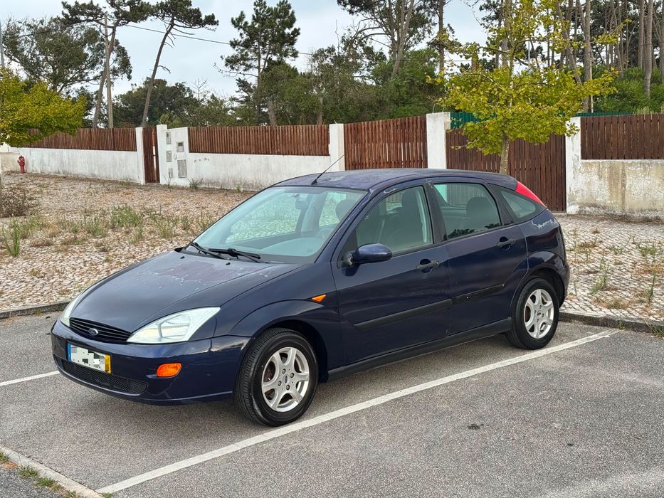 Ford Focus 1.4 75 CV