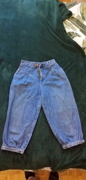 Spodnie jeansowe bufki 3/4 damskie