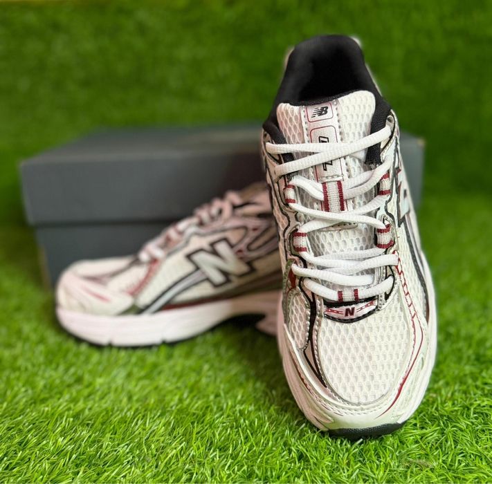 New balance 740