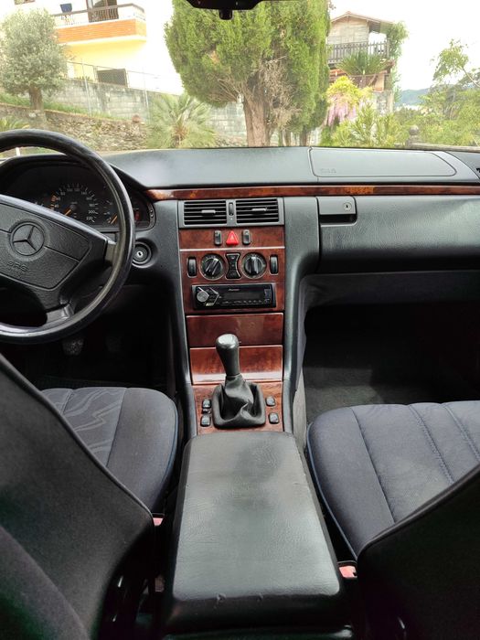 Mercedes 220 E diesel