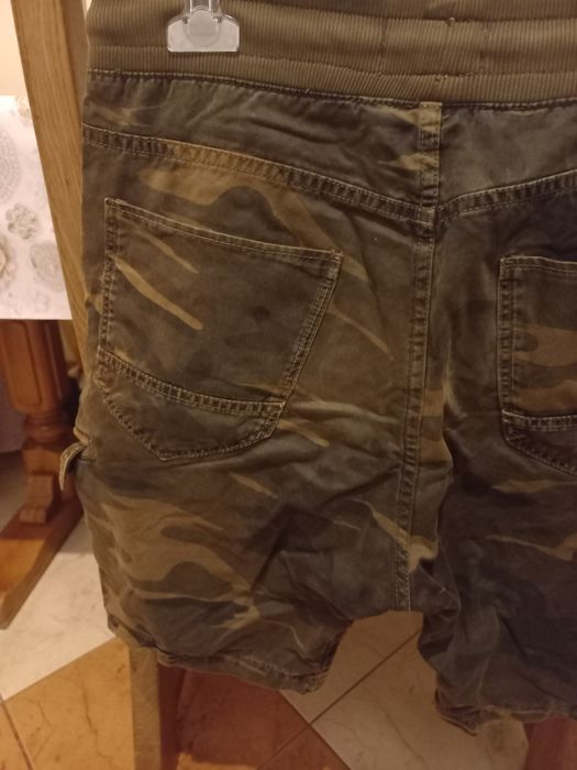 Krótkie spodenki męskie Zara roz.38