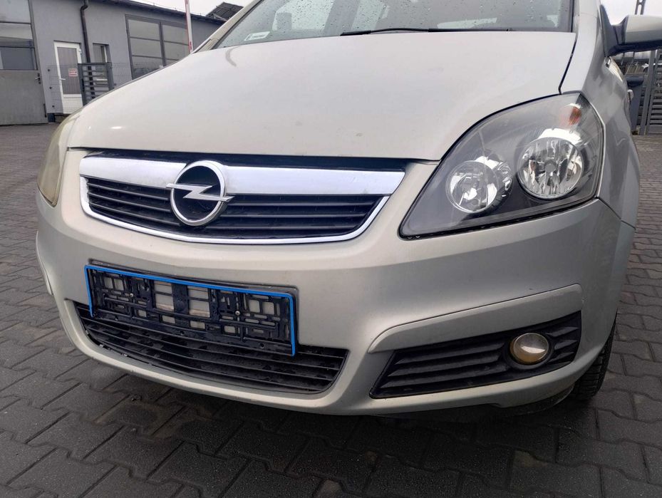 maska przód przednia Opel Zafira B  Z167, części